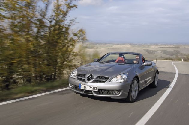 Mercedes SLK:
SLK 200 K Palladiumsilber BR 171  2008  Facelift  S-SLK 55 AMG
